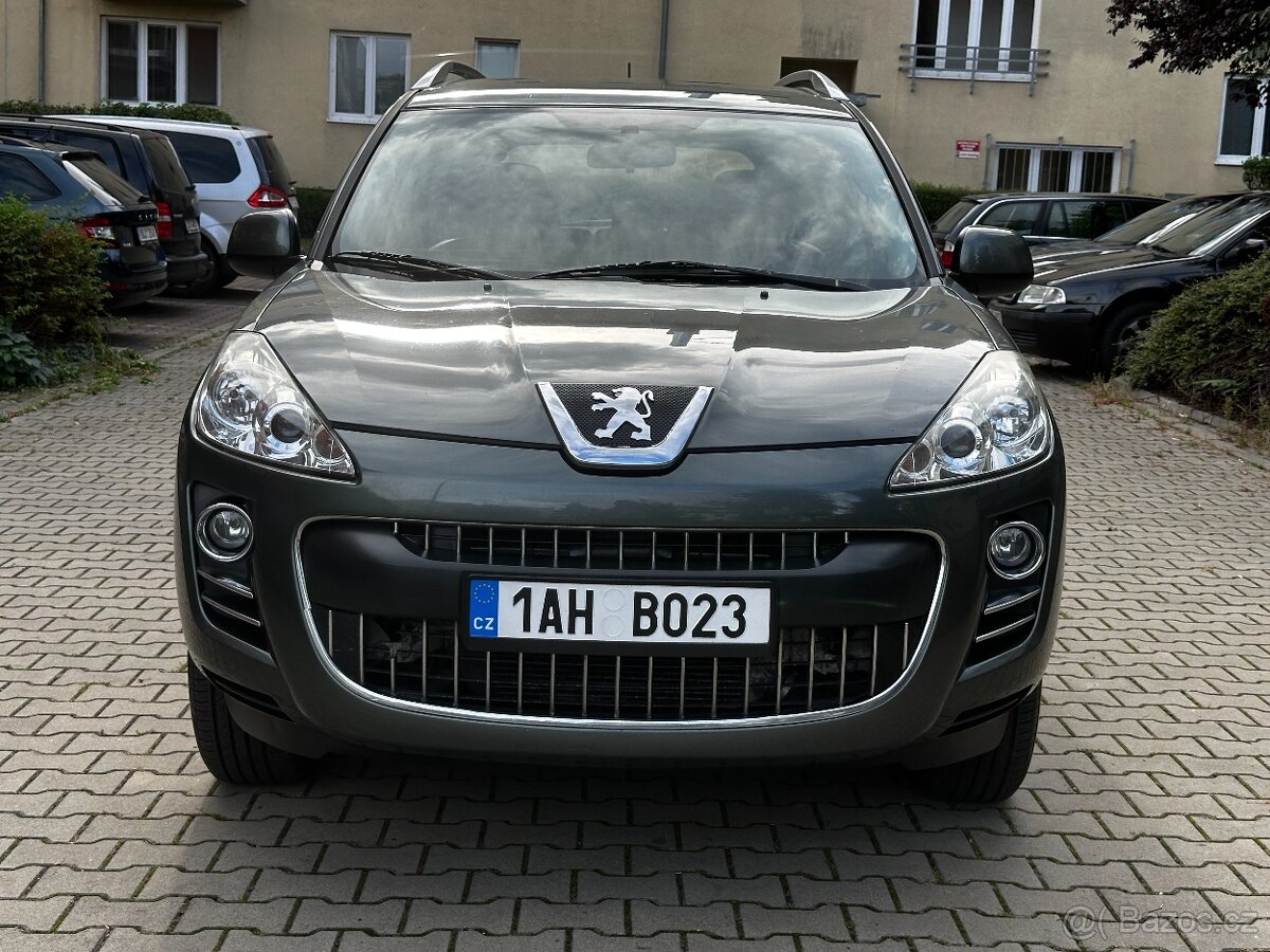 Peugeot 4007 2.2 HDi 4x4 SUV 7 míst Kůže Navi Tažné 2 tuny - 2