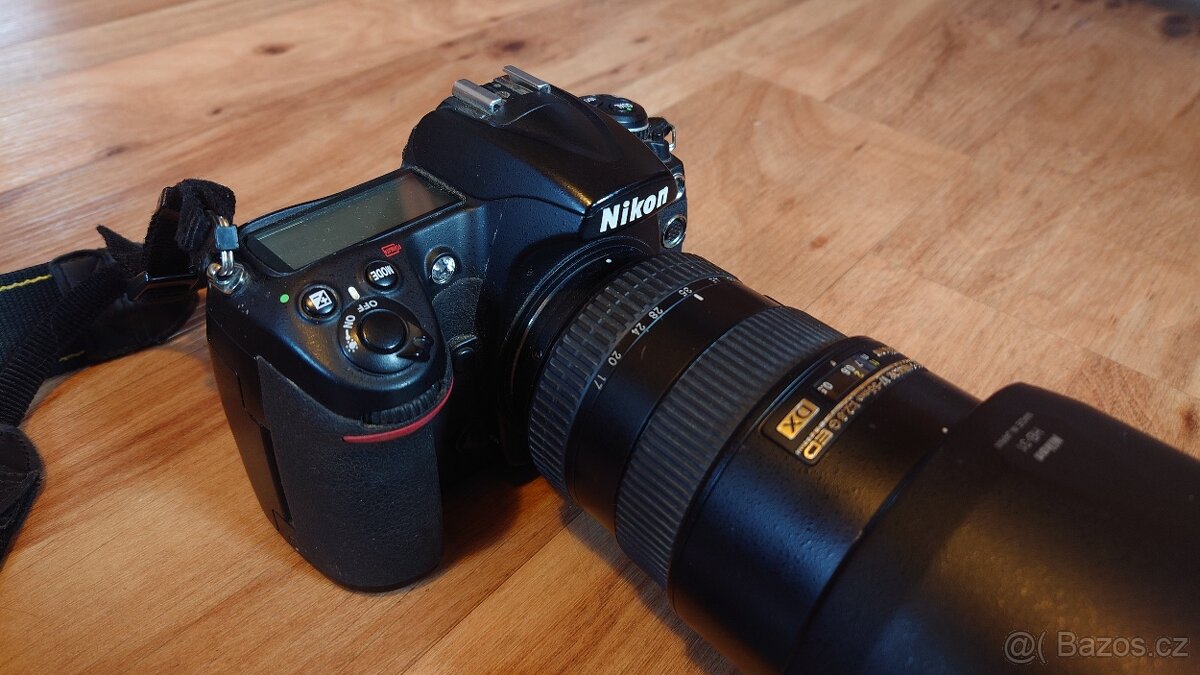 Nikon D300 a objektiv Nikkor 17-55 f2,8 - 2