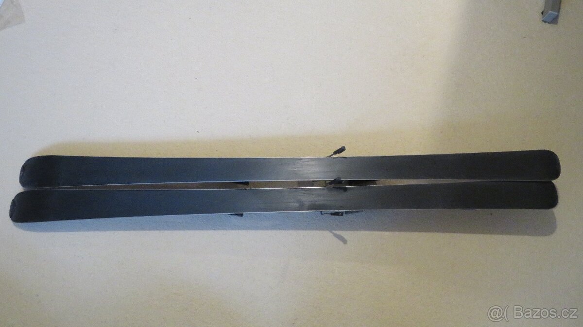 Sjezdové lyže SALOMON, délka 170 cm. Stav: viz foto. - 2