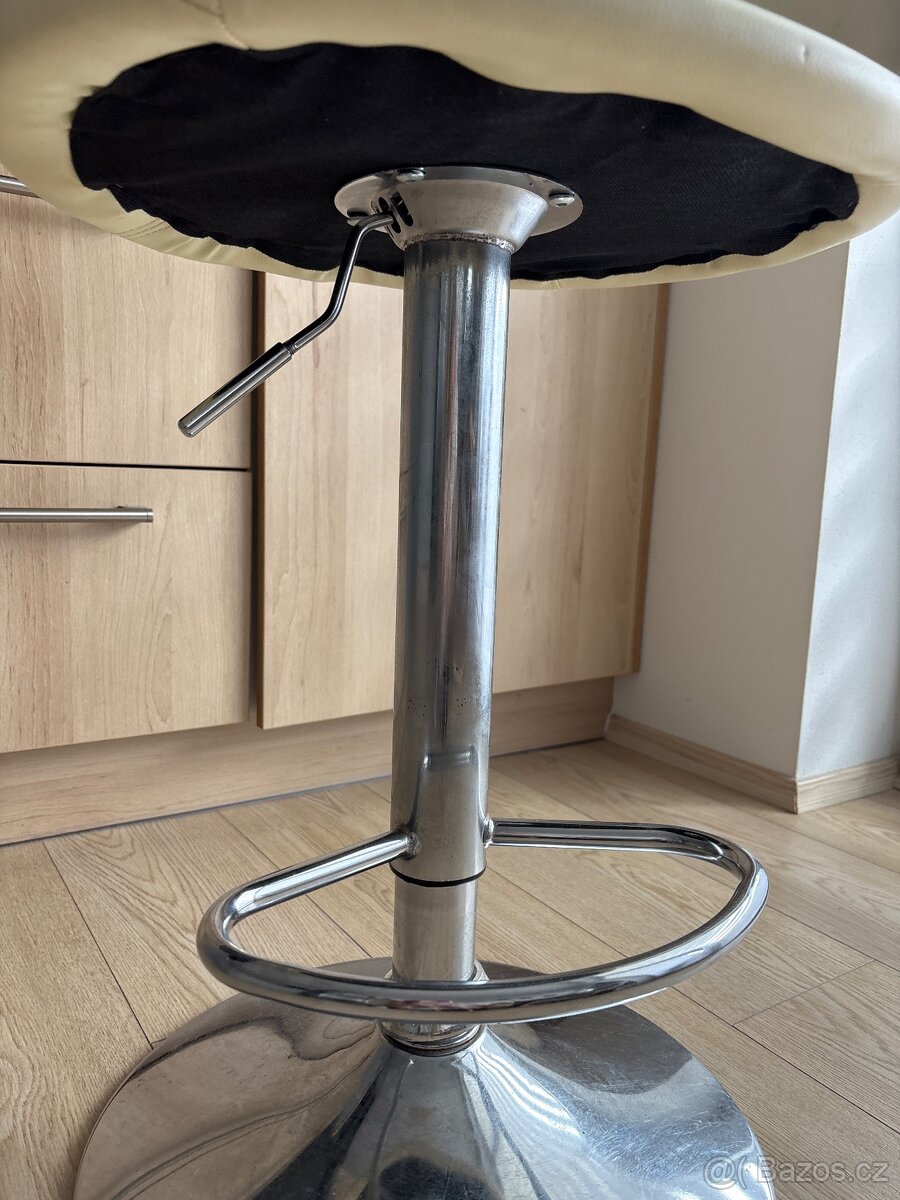 Kozena tocici barova zidle 2 ks - 2