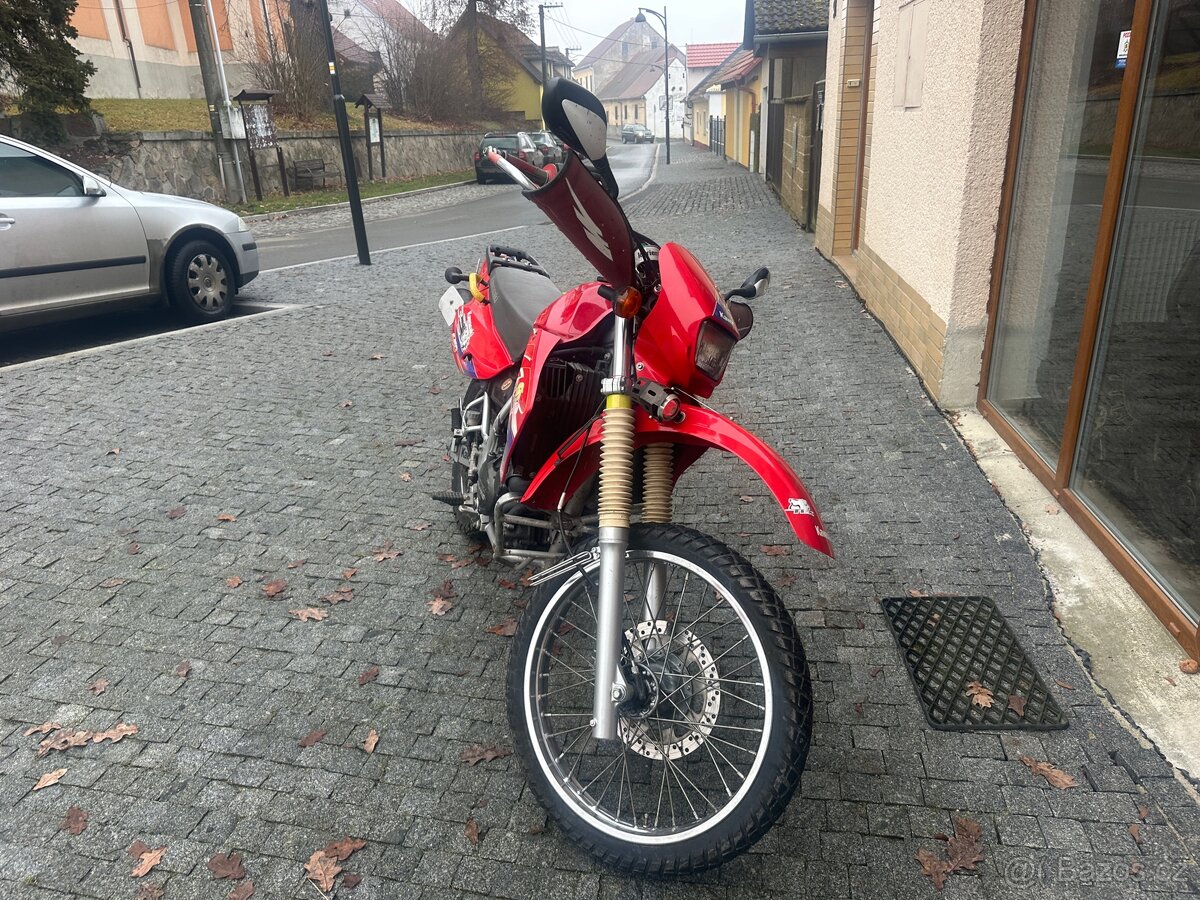 Kawasaki KLR 650 - 2