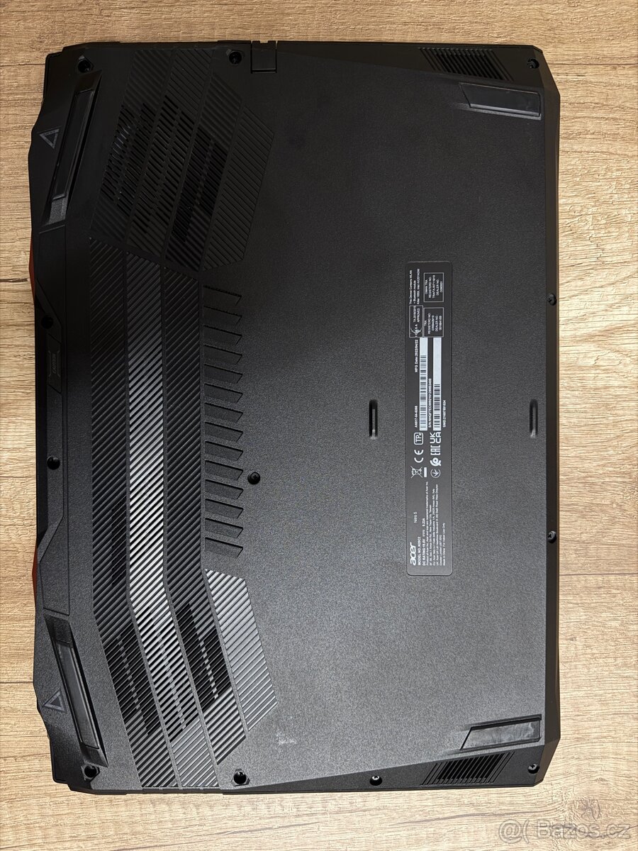 Acer Nitro 5 AN517-54 - 2