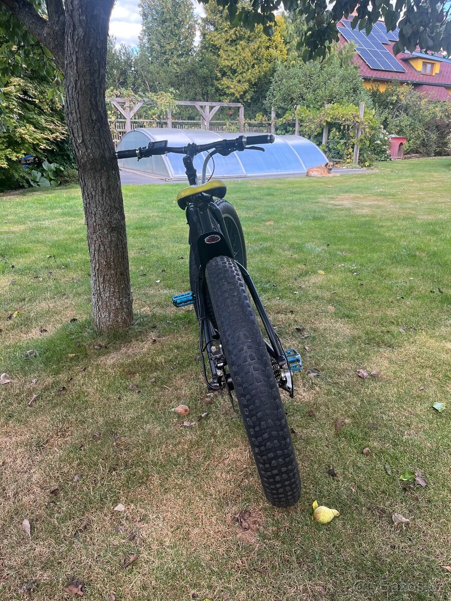 Fatbike 1500w sleva na místě - 2