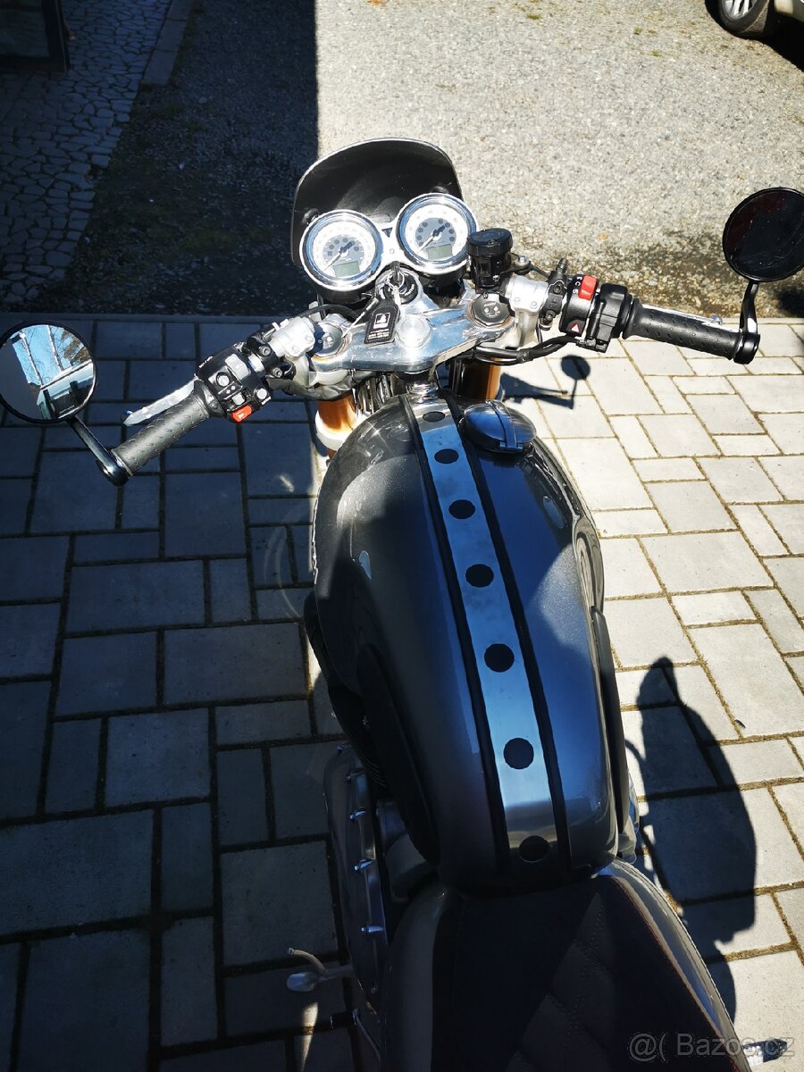 Triumph Thruxton 1200 R - 2