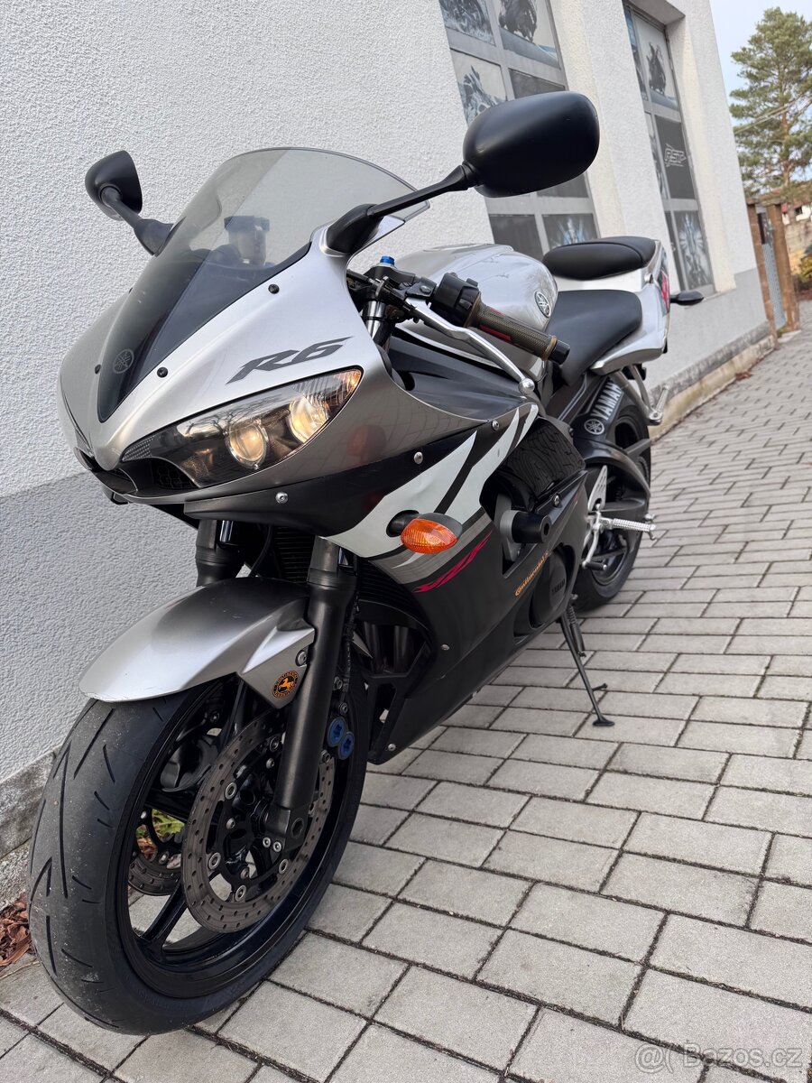 Yamaha YZF R6 - 2
