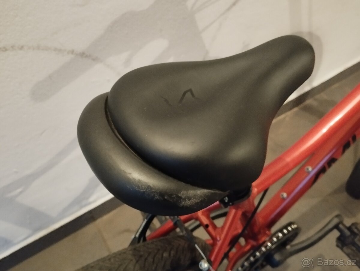 Amulet Tomcat 20" - 2