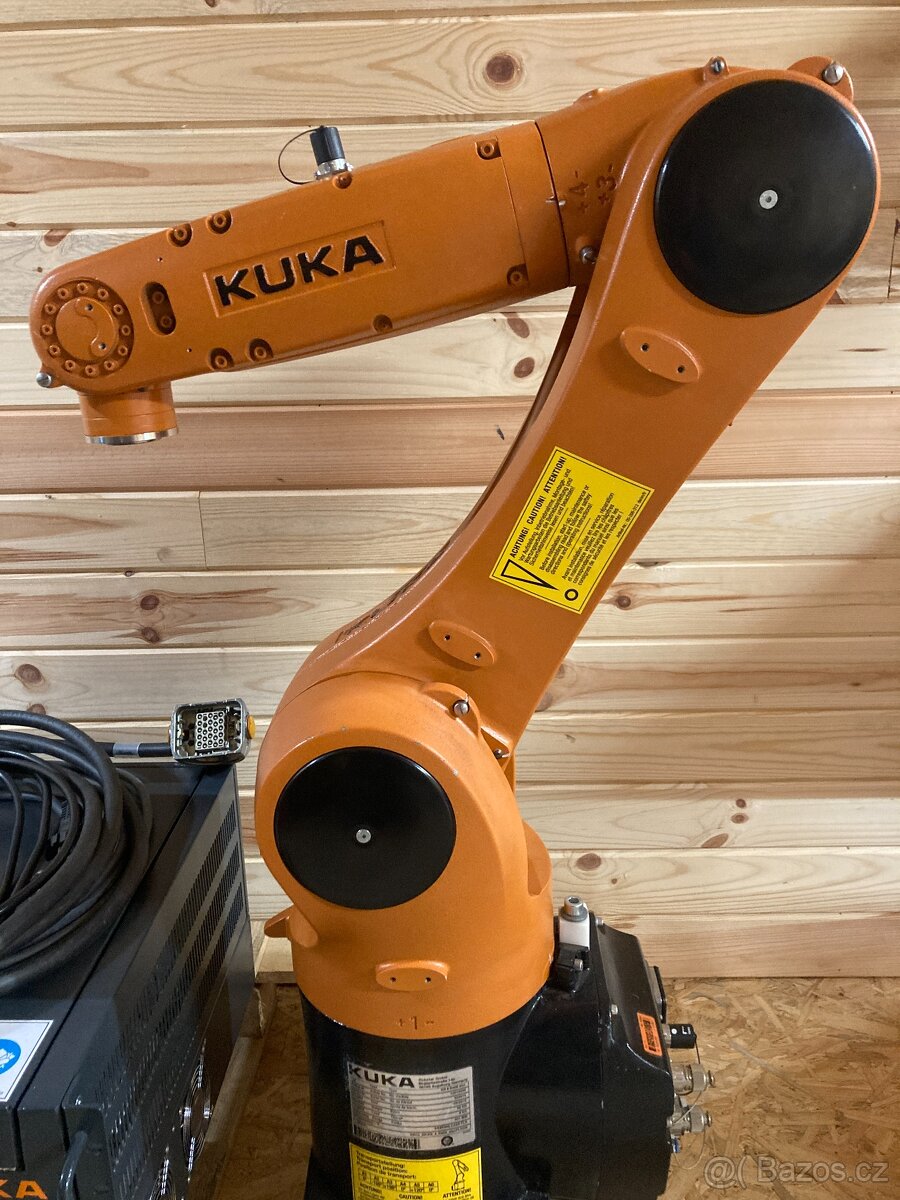 KUKA KR 6 R900 sixx - 2
