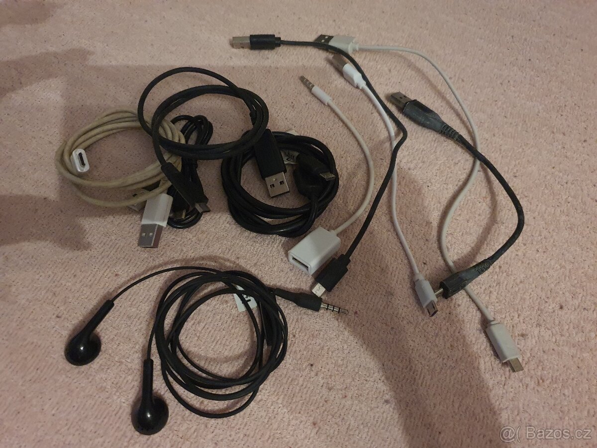 Sada vstupních konektorů - 2