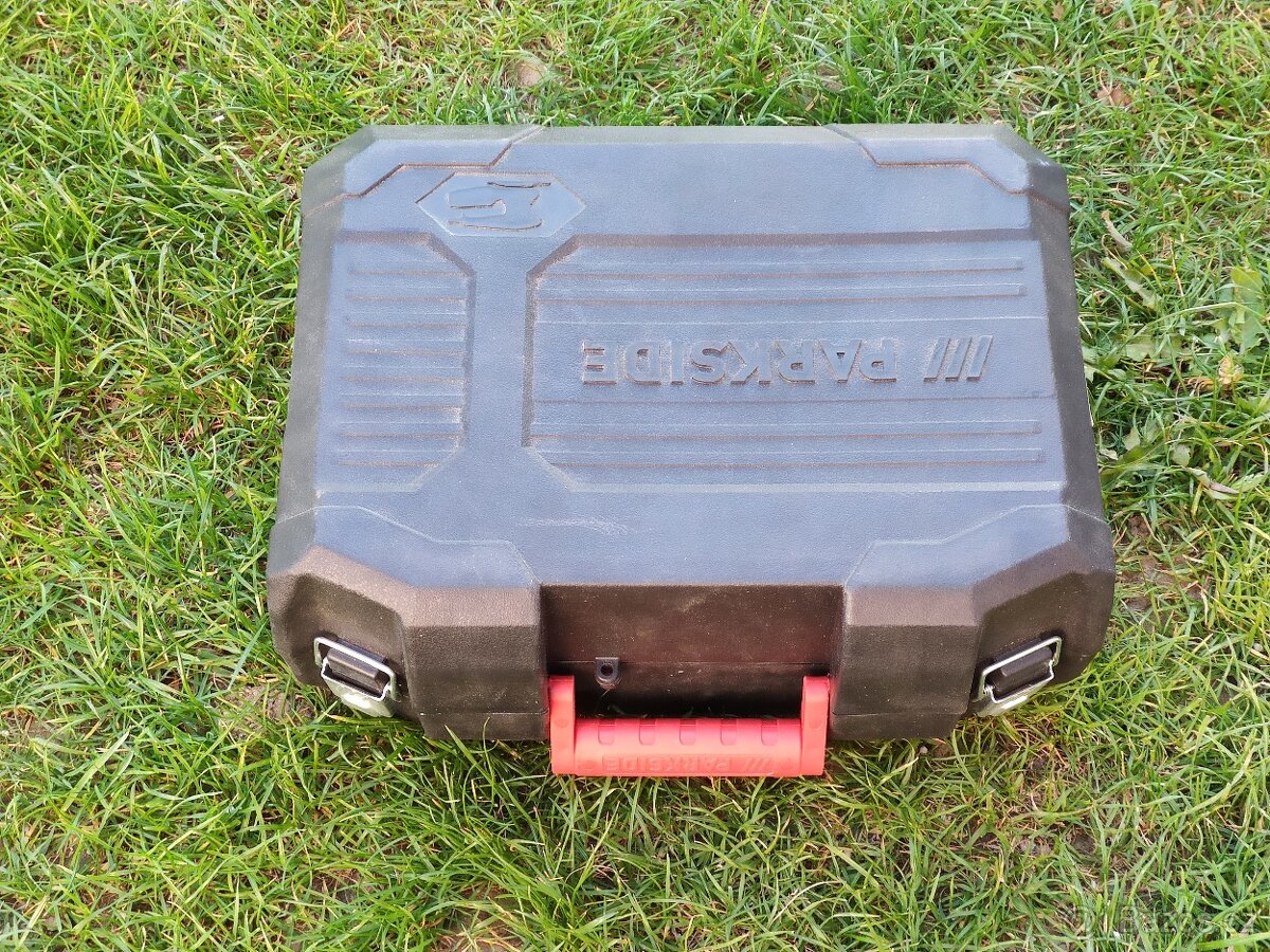 Kufr na nářadí Parkside 100,- Kč - 2