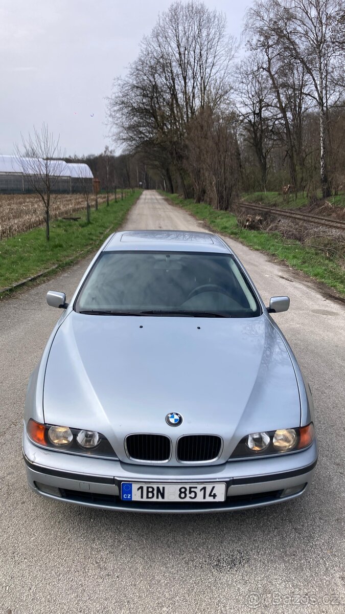 BMW E39 - 2