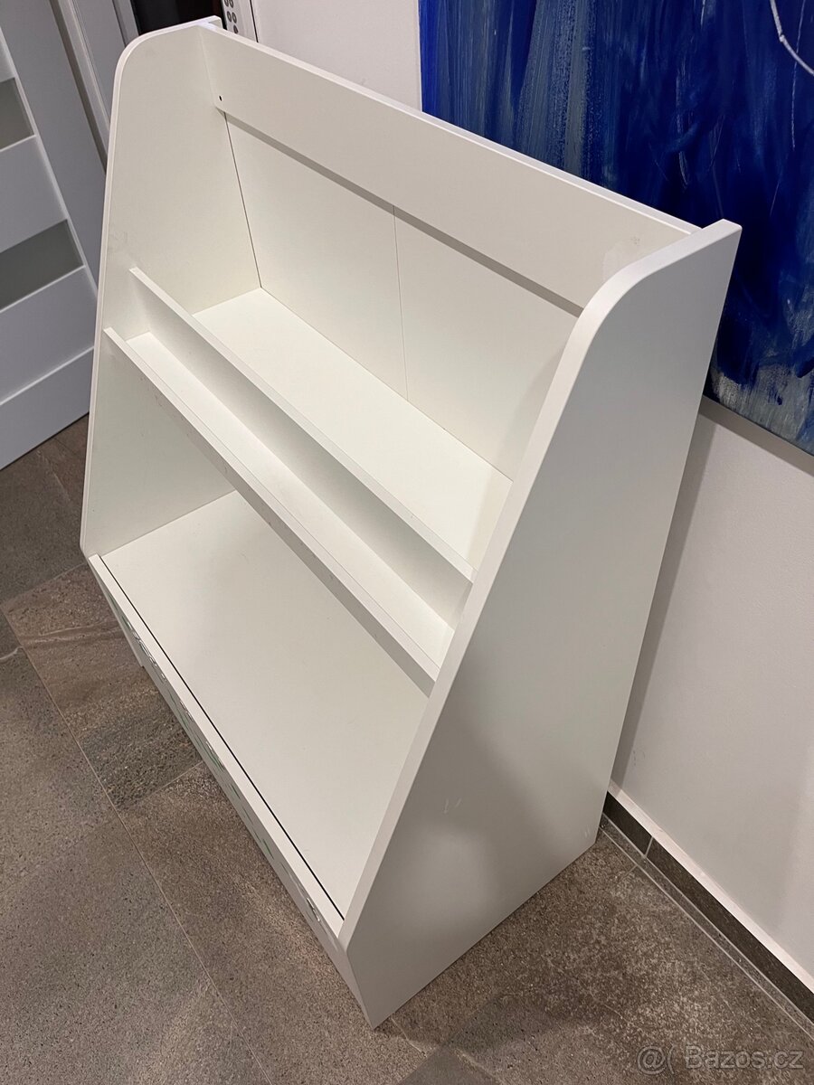 Ikea Bergig, dětská knihovna - 2