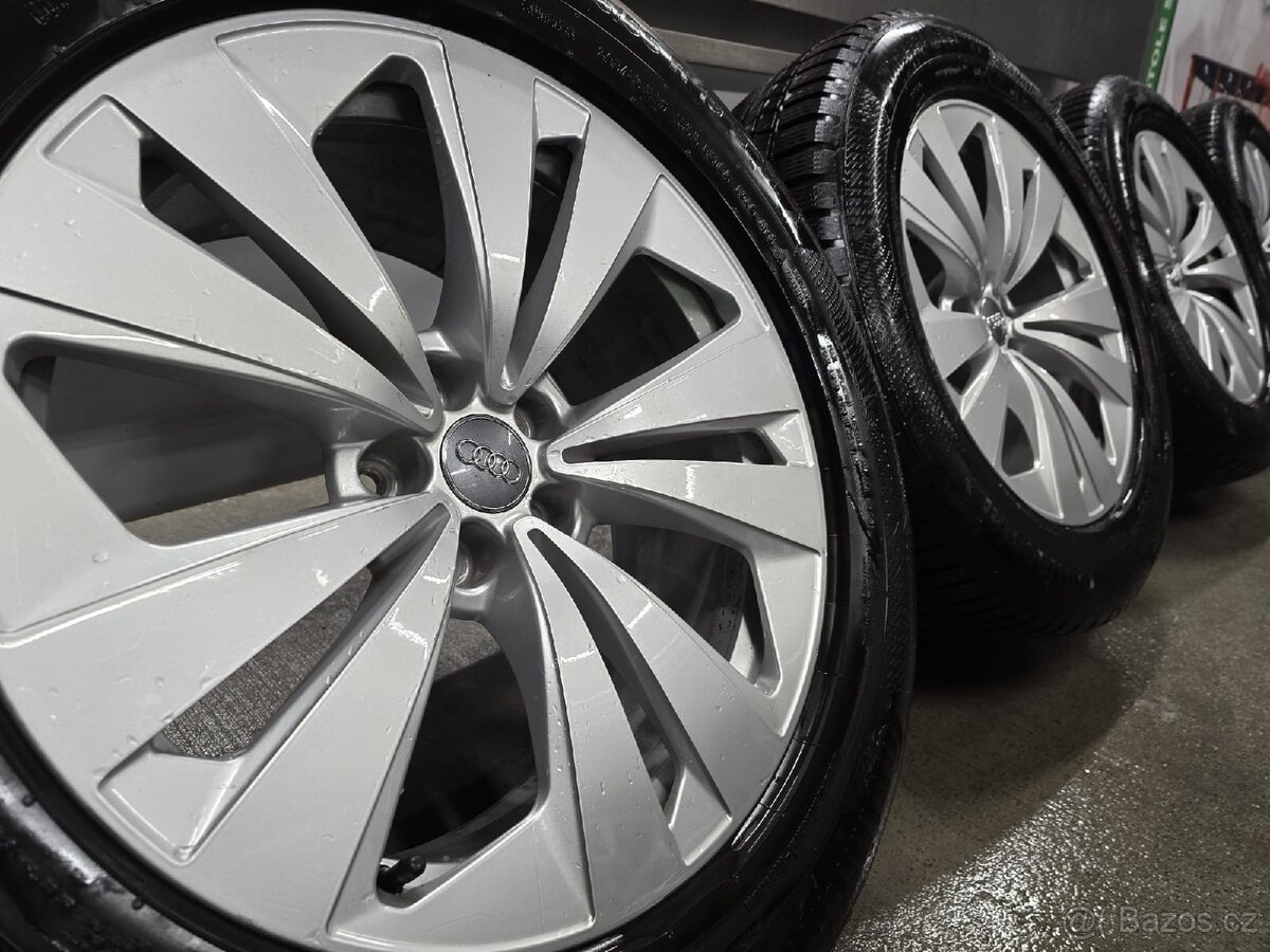 ALU KOLA Audi Q8 Q7 SQ8 4M8 r19" - 2