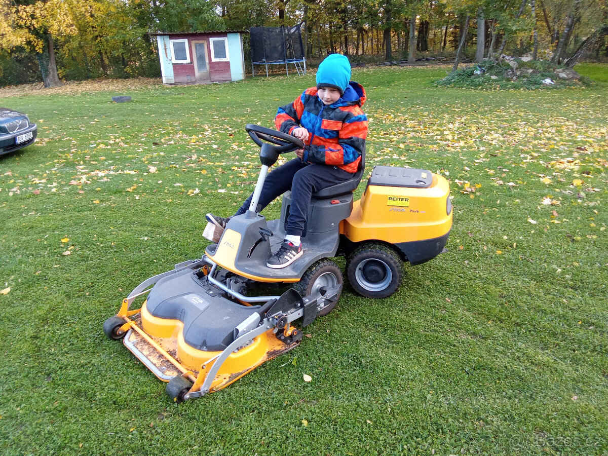 Stiga Park r.v.2017 briggs stratton top stav mulčovač - 2