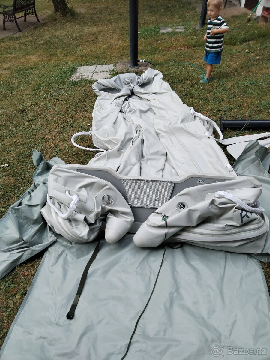 Člun Rapid, lodni motor Yamaha 5 hp - 2