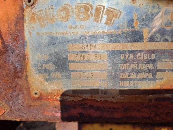 8m3 sypací nástavba Kobit SYKO - 2