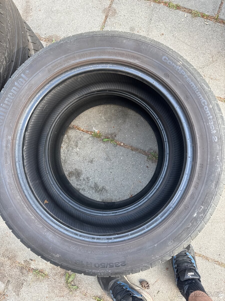 Sada letních pneu 235/50/18 Hankook/Continental - 2