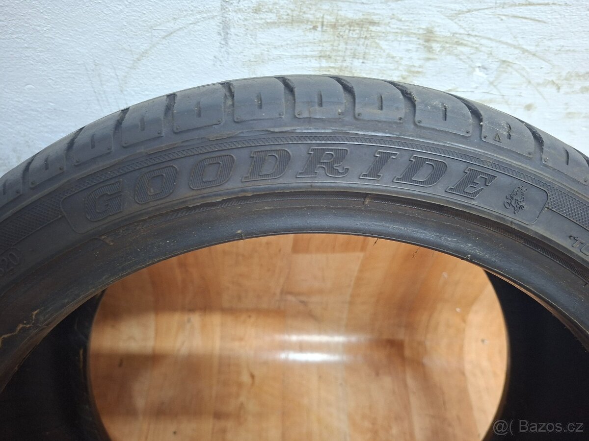 Letní pneu 215/40/17 Goodride - 2