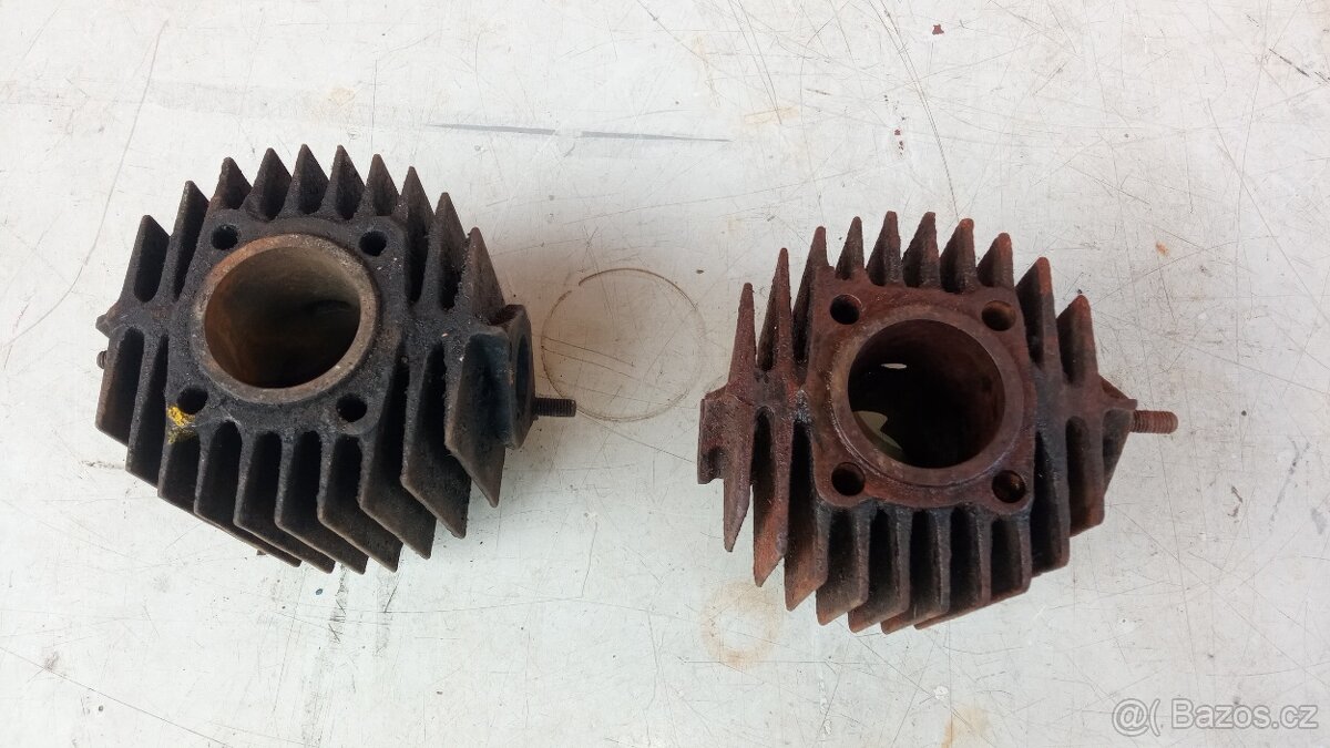 Válce pěkné neulámané Jawa Pionýr 550 Pařez, 555 - 2