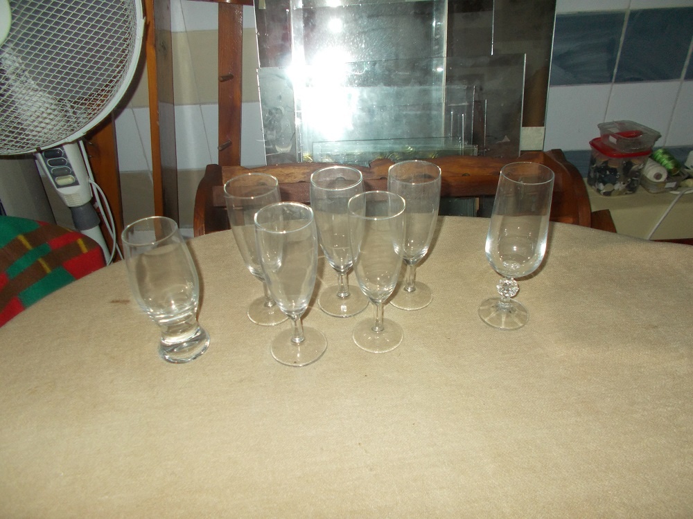 Skleničky na víno směs - 2