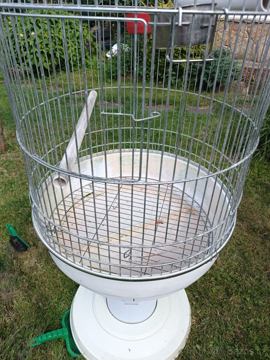 Klec pro papoušky - 2