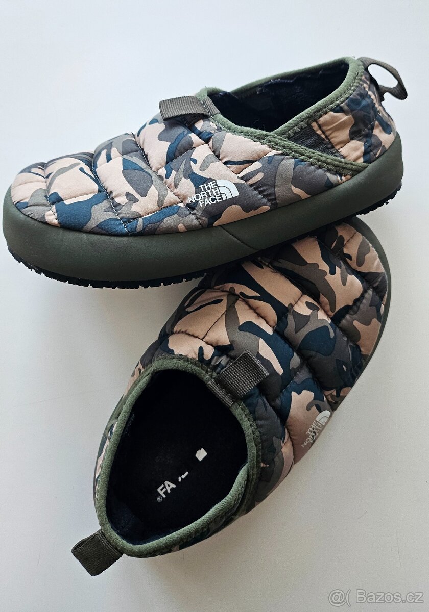 The NorthFace zimní dětské nazouváky vel. EU 33,5 - 2