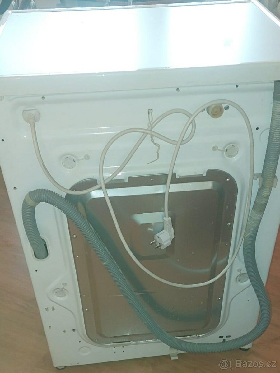 Zánovní pračka LG - 2