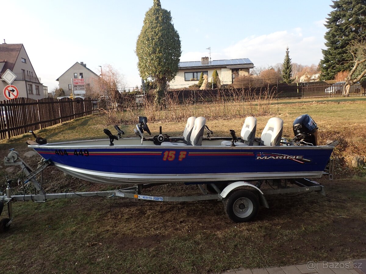 Hliníkový člun s motorem - 2