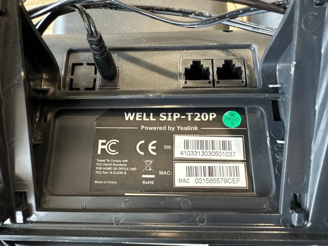 VoIP telefon Yealink SIP-T20P - 2