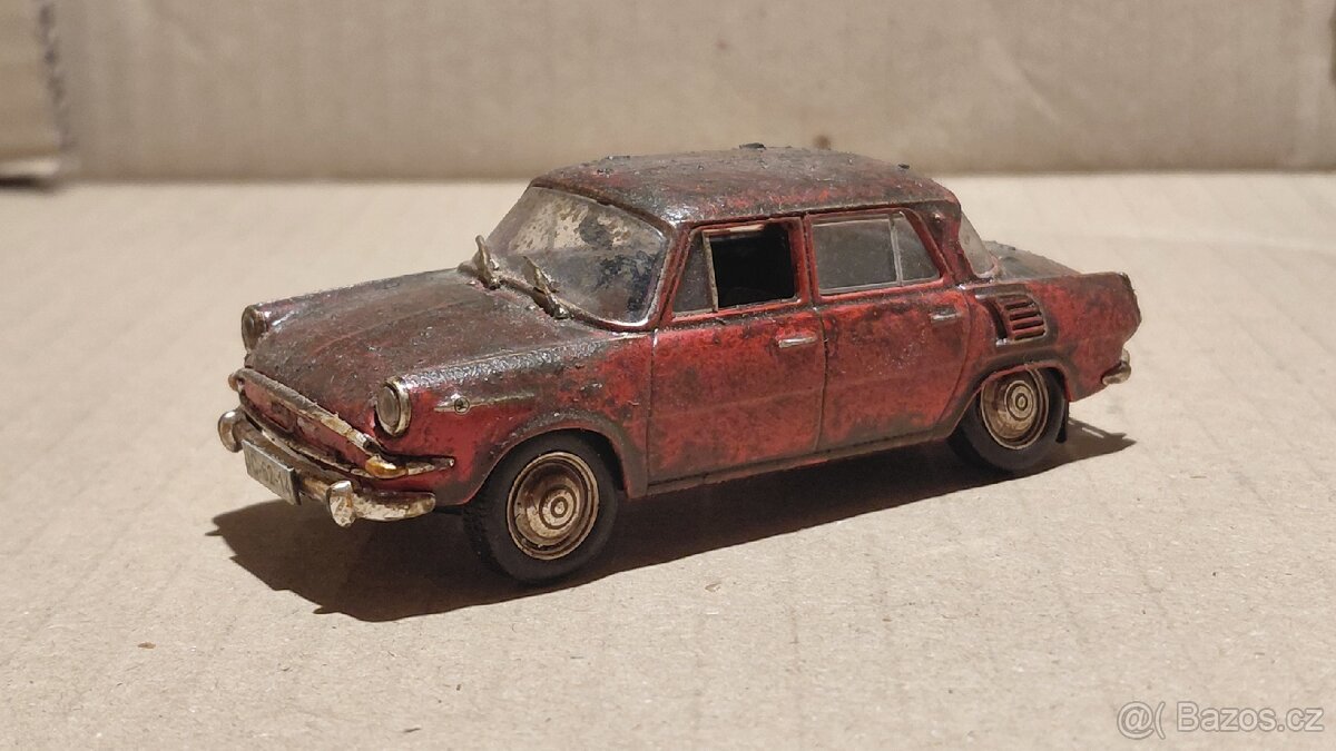 Vrak Škoda 1000MB 1:43 - 2