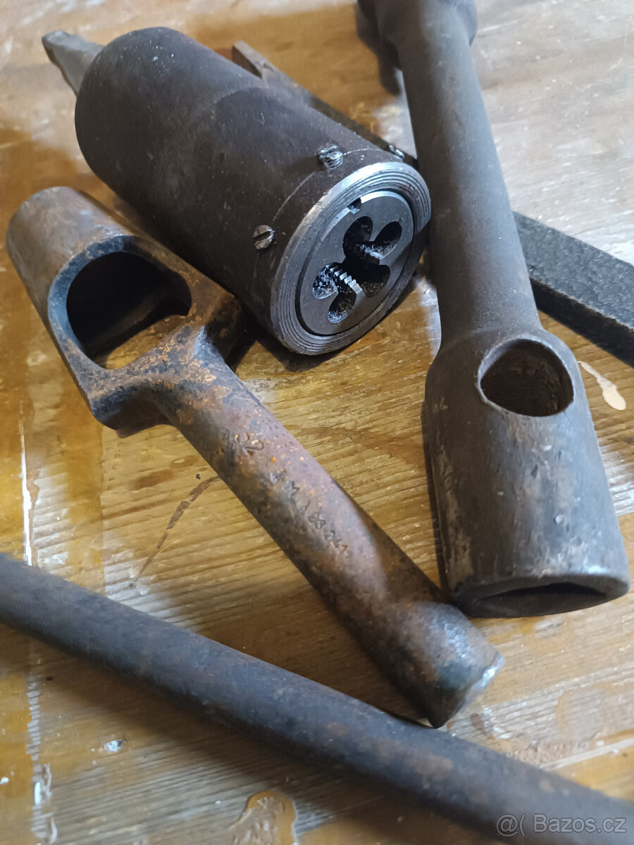 Staré nářadí, č.4 - 2