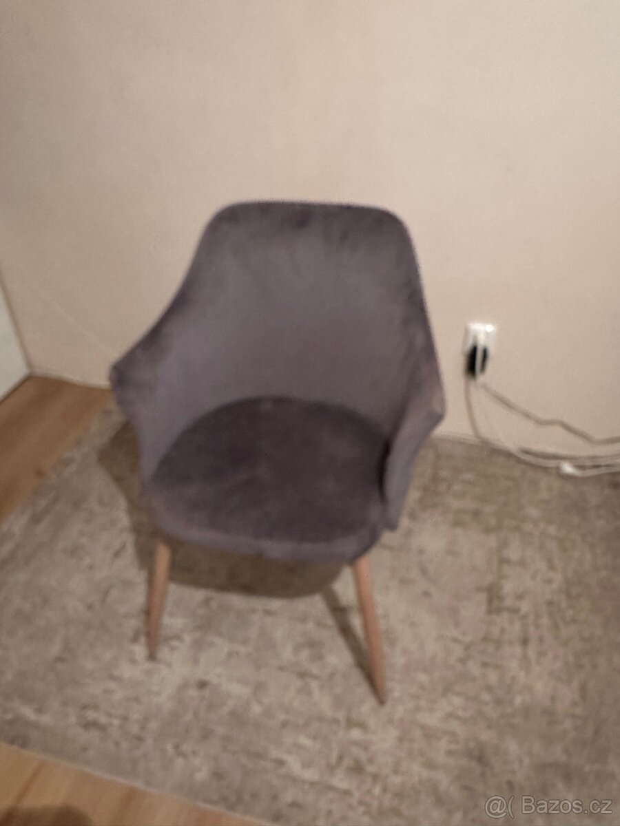 Židle - 2