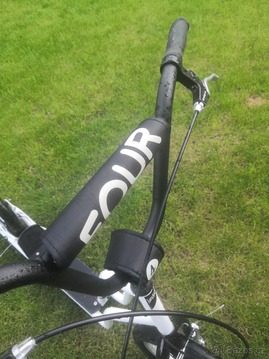 Koloběžka YEDOO FOUR - 2