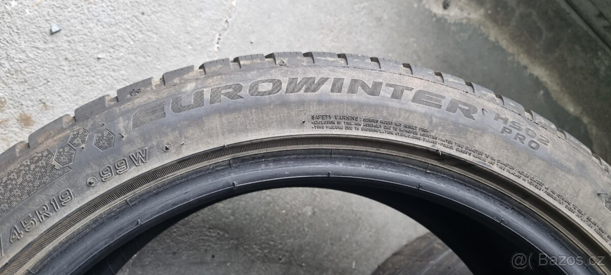 M+S 235/45 R19 Falken Eurowinter - 2