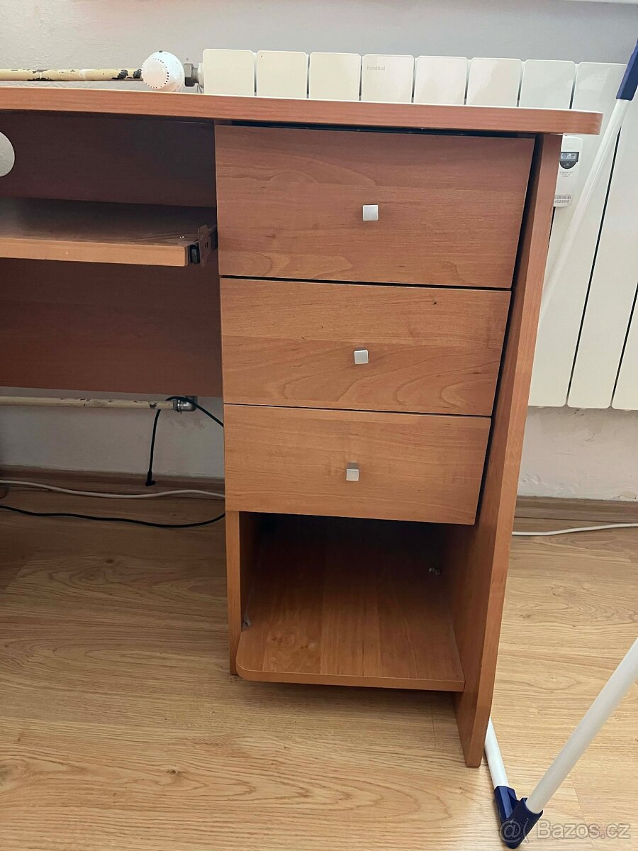 Psací stůl - 2