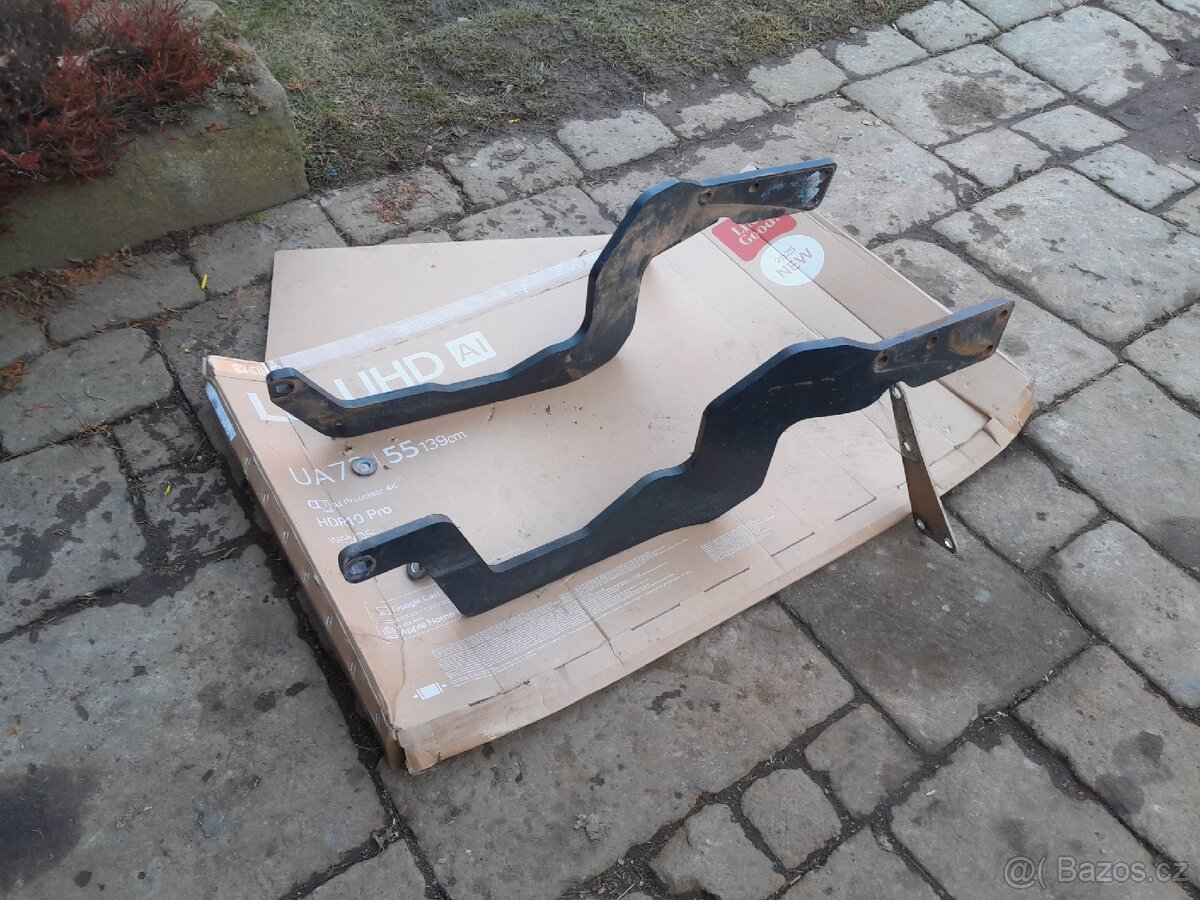 Podvázání Case JXU - 2