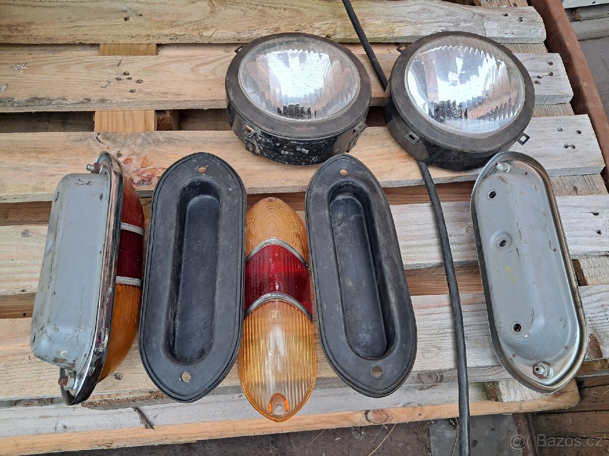 Světla Tatra 603-1 - 2