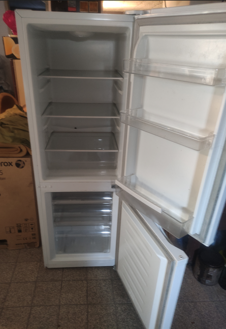 lednička PHILCO - 2