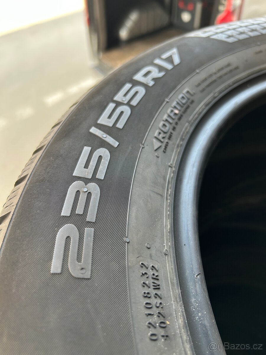 Pneumatiky 235/55R17 - 2