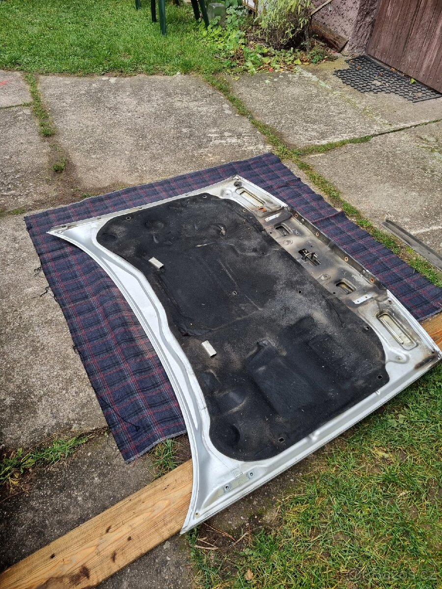 Kapota Škoda Octavia 1 - 2