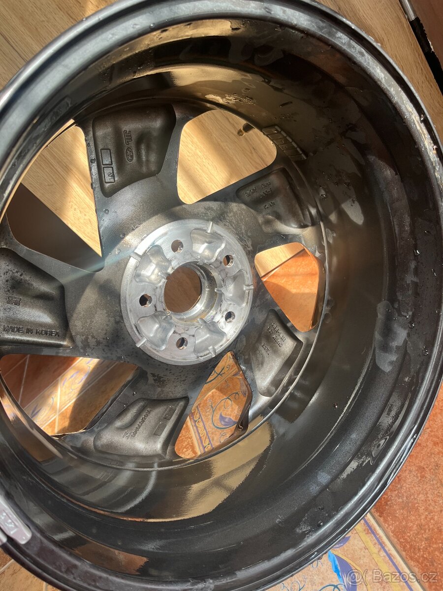 Originál disk kola od vozu SANTA FE - 2