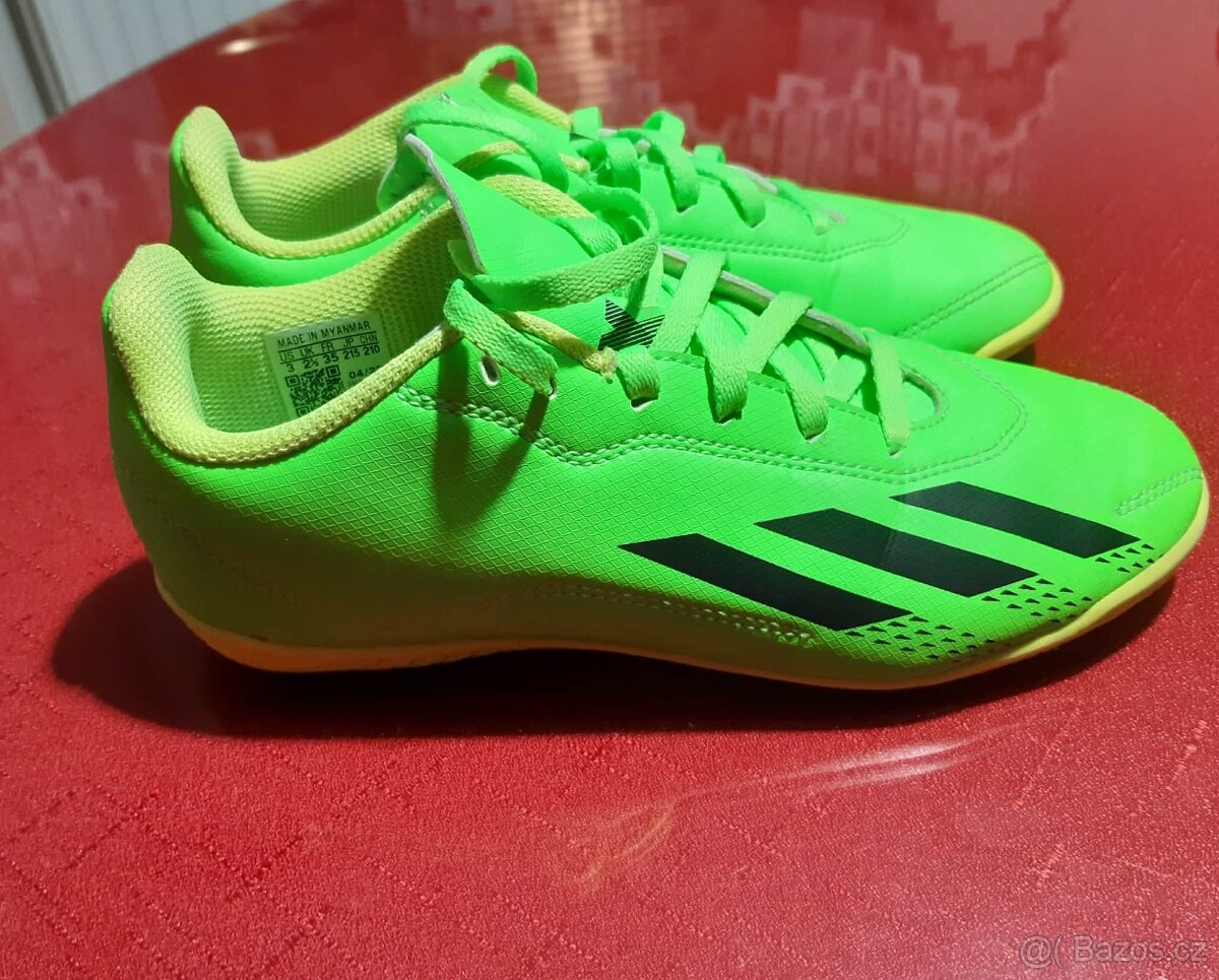 Sálovky Adidas vel. 35 - 2