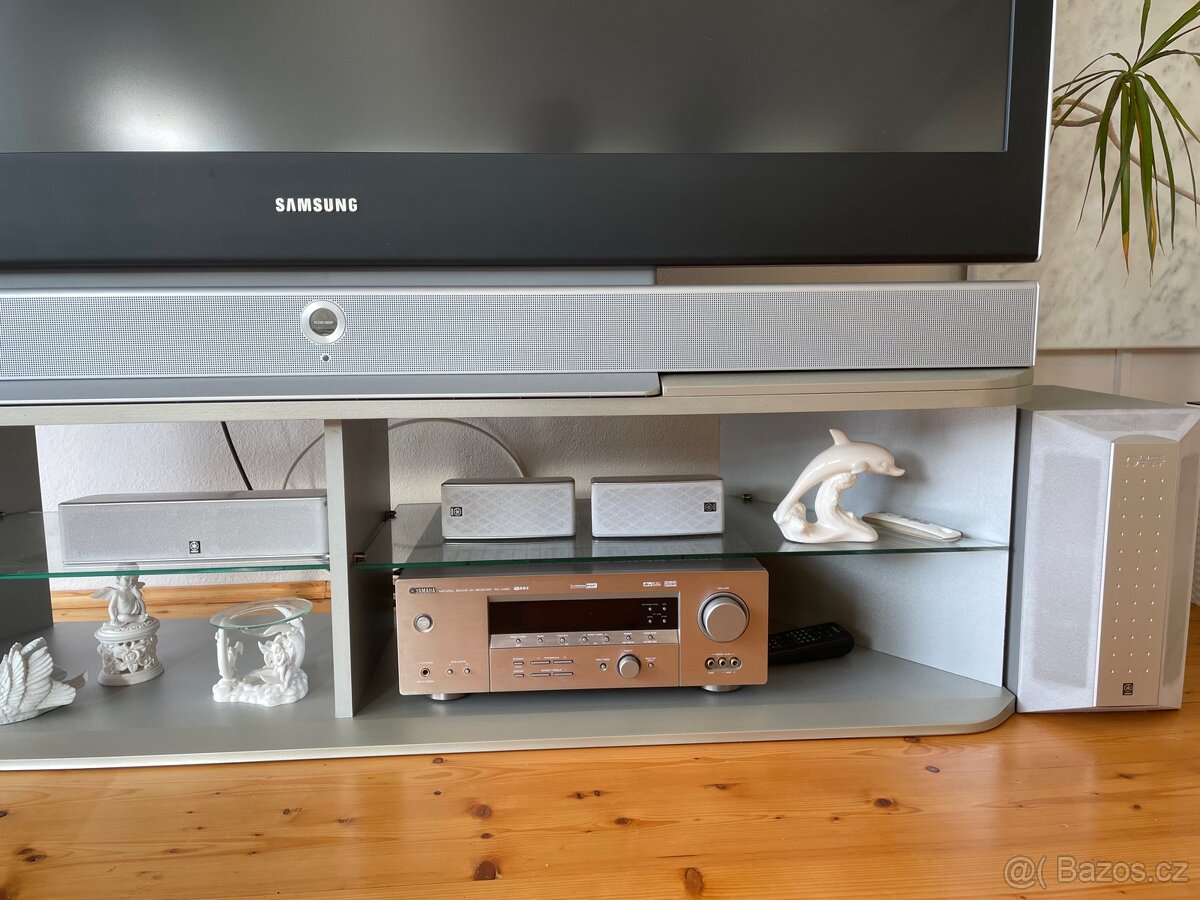 YAMAHA NATURAL SOUND RX V 450 - 2