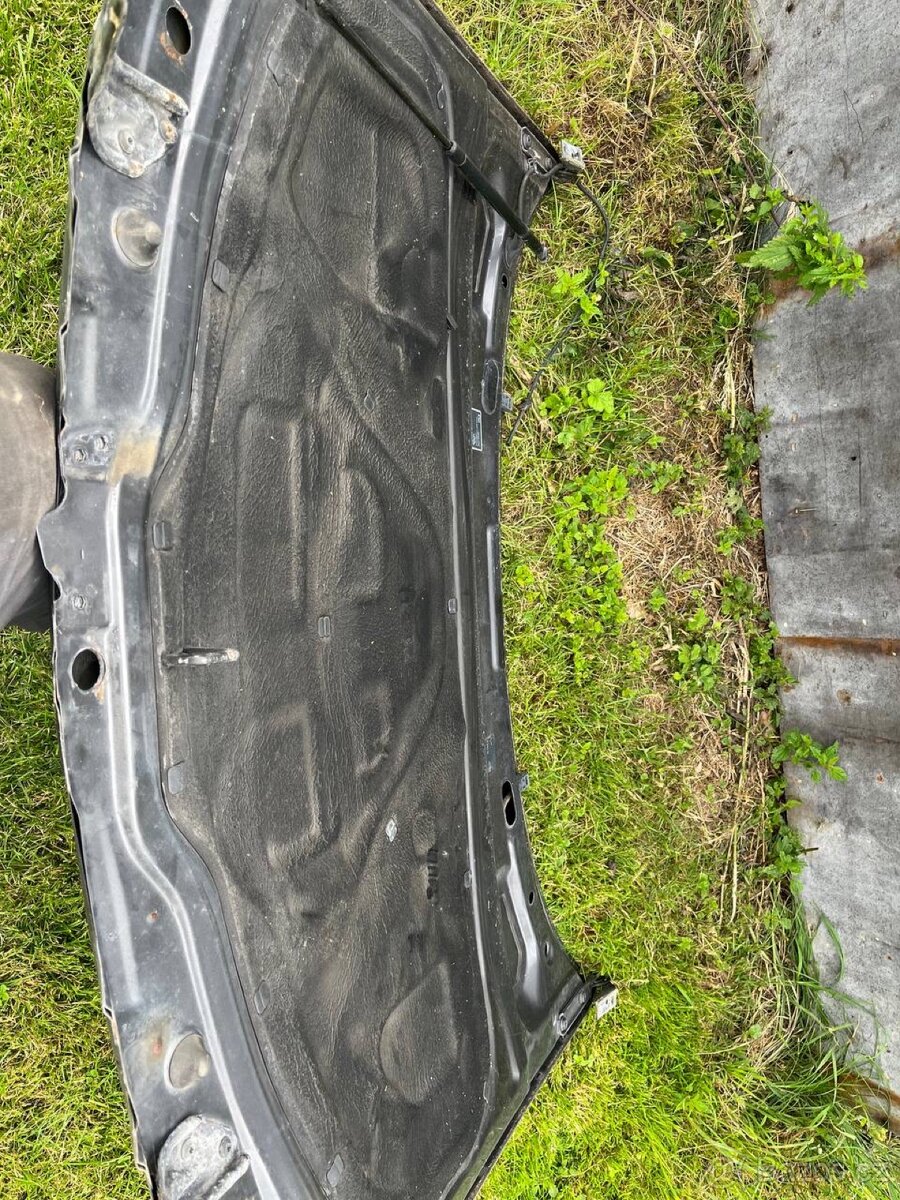 Kapota Škoda Superb 1 - 2