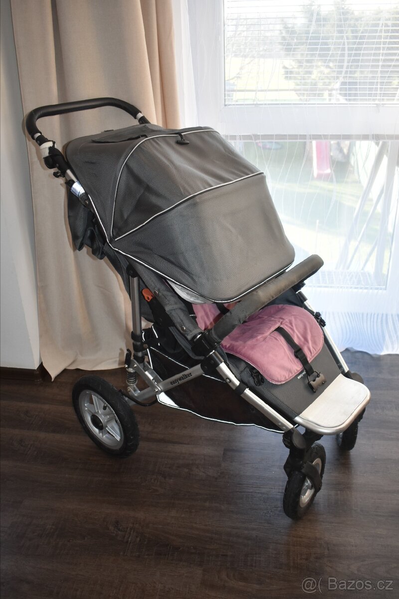 Easywalker Qtro Plus + bohaté příslušenství - 2