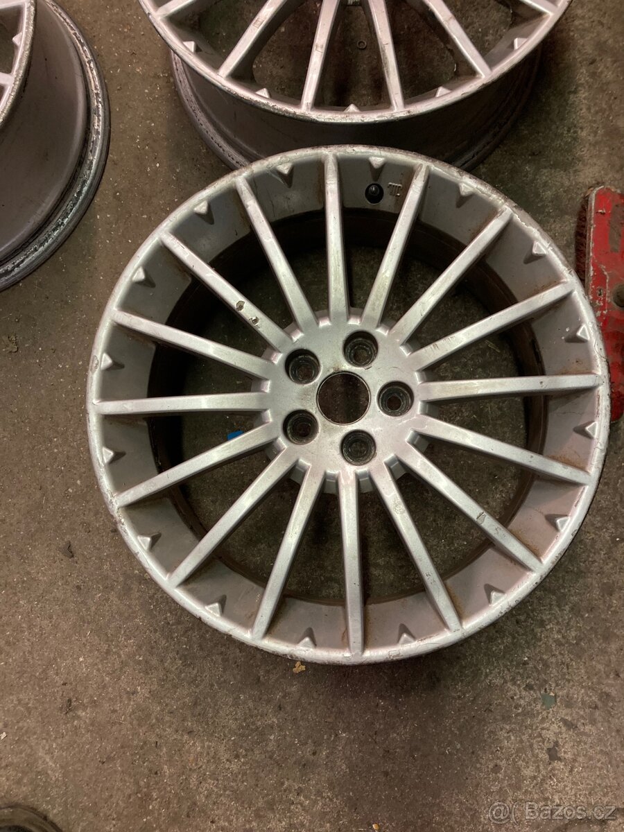 Originální alu kola Alfa Romeo 17” 5x98 - 2