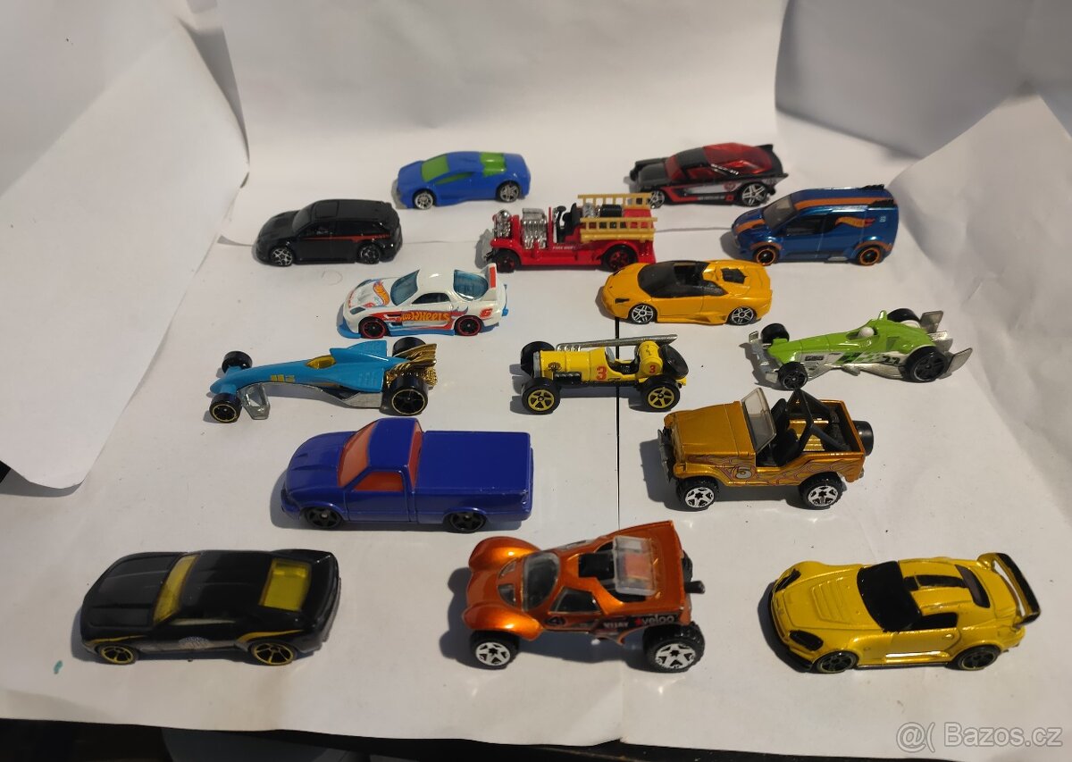 Autíčka,15 angličáků, kov, Hot wheels, Mattel, pěkné - 2