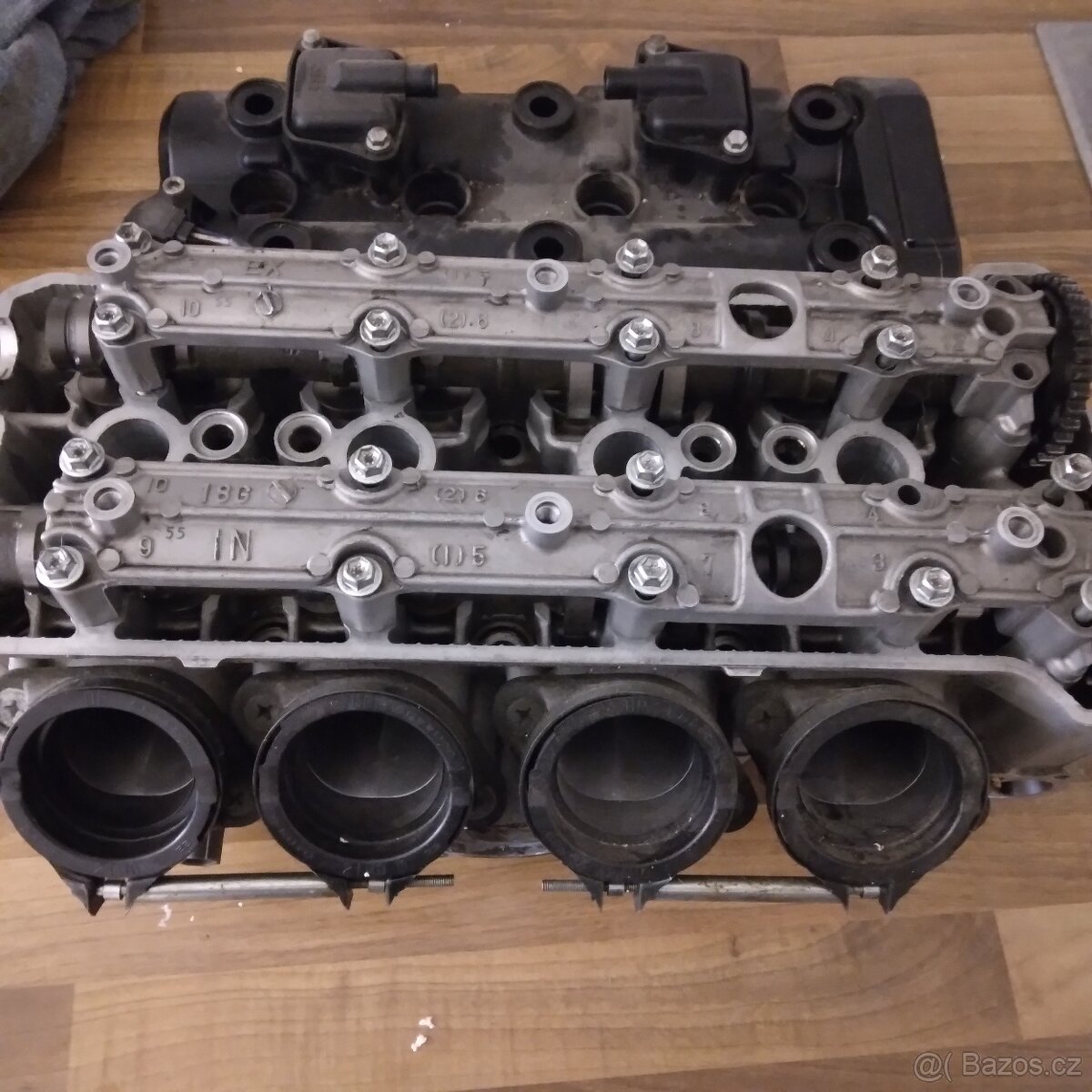 Hlava motoru gsx-r 1000 K7 K8 2007 2008 - 2