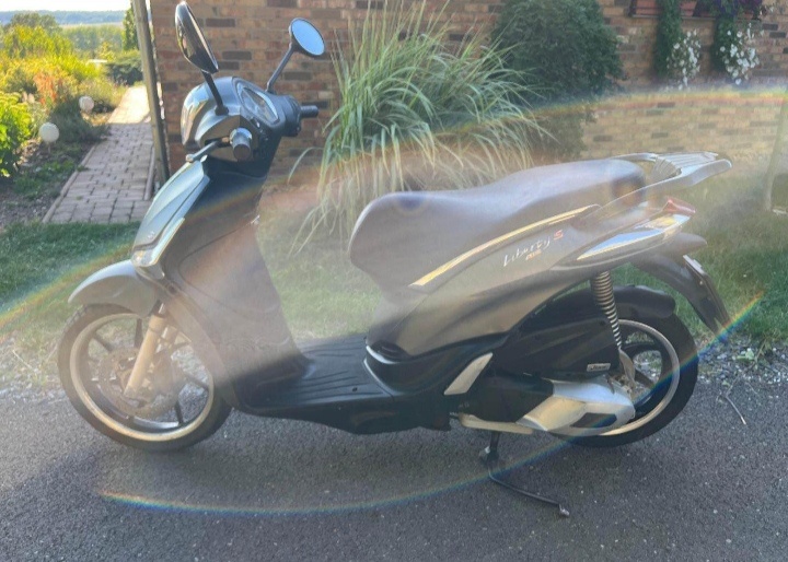 Piaggio Liberty iGET 125 - 2
