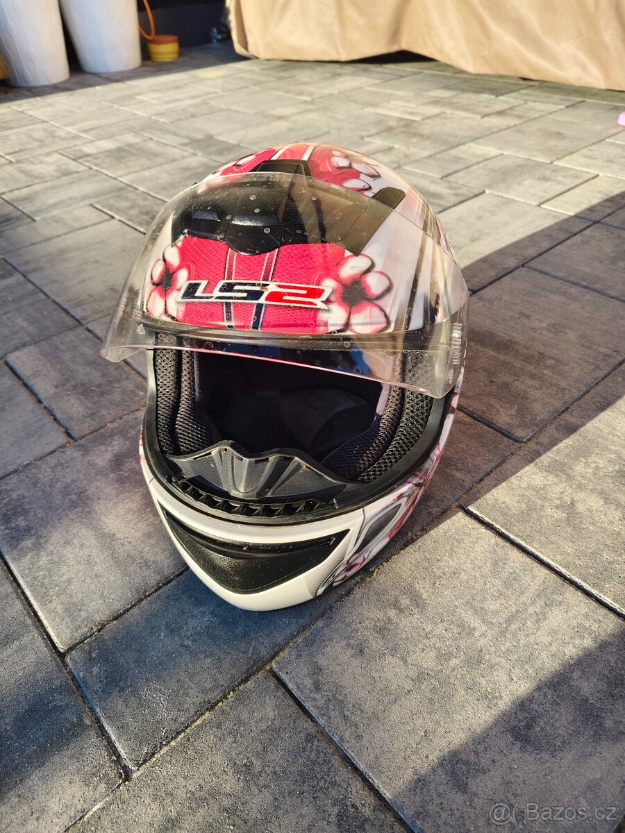 dámská helma na moto - 2