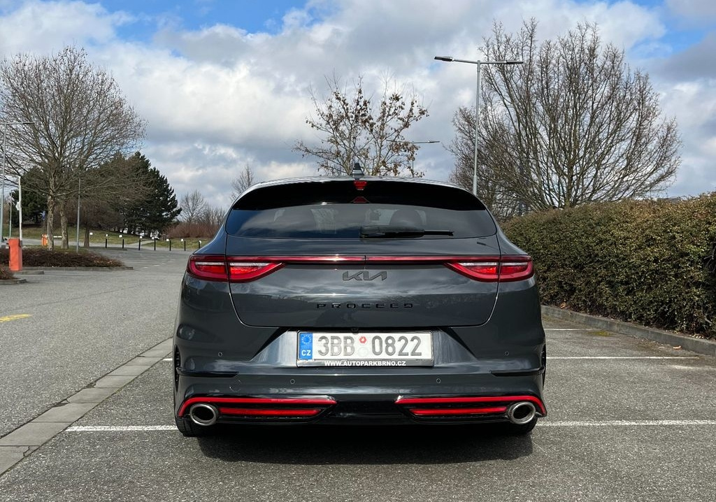 Kia Proceed 1.6 T-GDi GT - 2